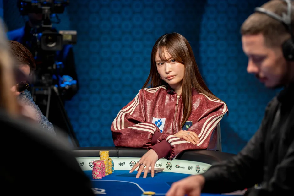 Shiina Okamoto is the other woman left in the field, and she's rocking a big stack.