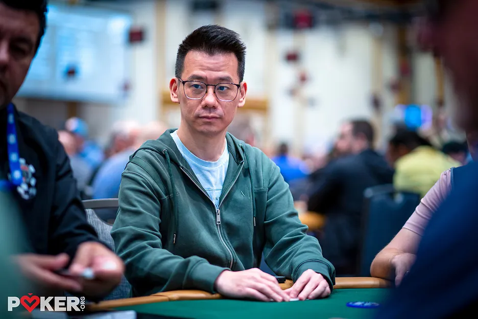 Anson Tsang returns with a share of the 10th spot on the leaderboard and a spot at the table with the chip leader. 