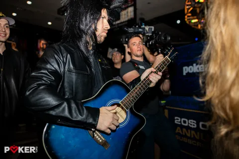 Livin' easy, lovin' free, I'm on the highway to Hellmuth!