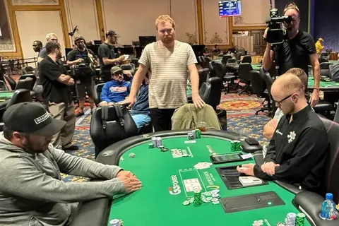 Tanking player at WSOP.