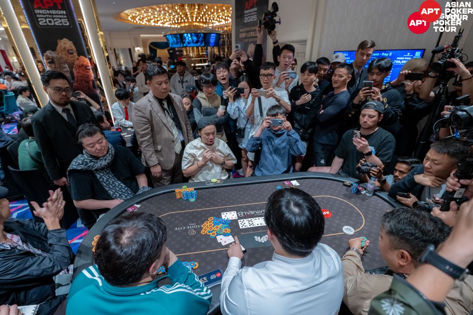 7b008c936fc8-apt-main-event-day-2.jpg