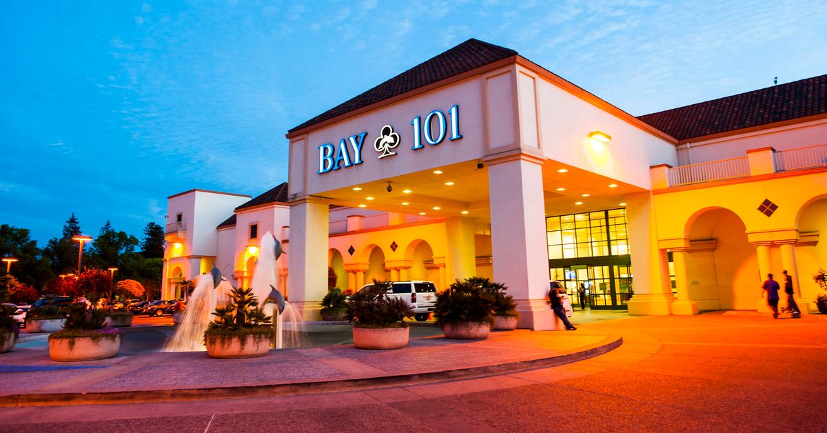 Lee Jones: A stroll in the Bay 101 parking lot
